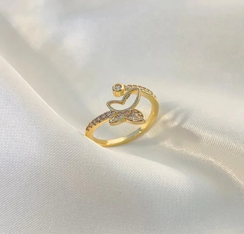 Butterfly Gold-Plated Adjustable Ring – Elegant Fashion Ring for Daily & Bridal Wear